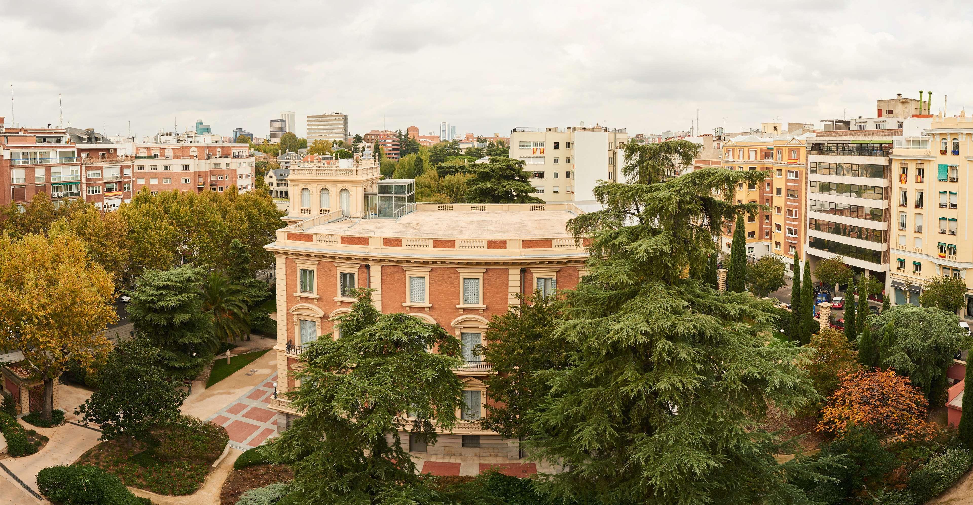 Suites Barrio De Salamanca Madrid Exterior photo